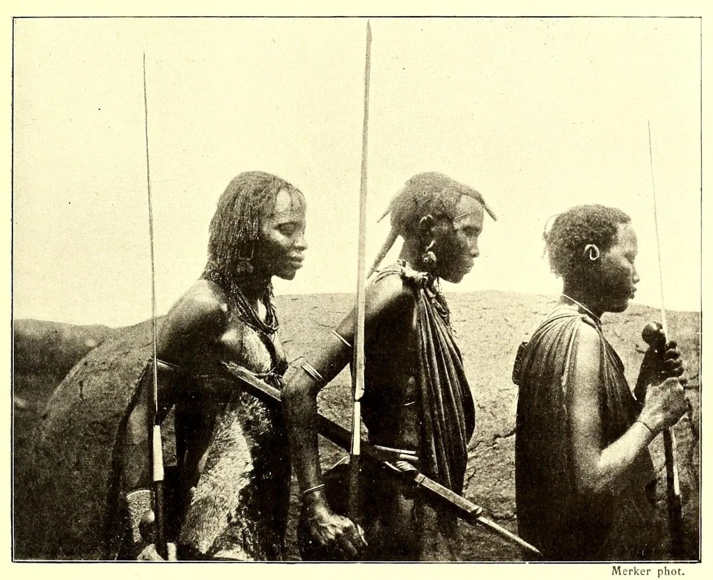 An illustration from Die Masai. Ethnographische Monographie eines ostafrikanischen Semitenvolkes, 1910, leaf 189