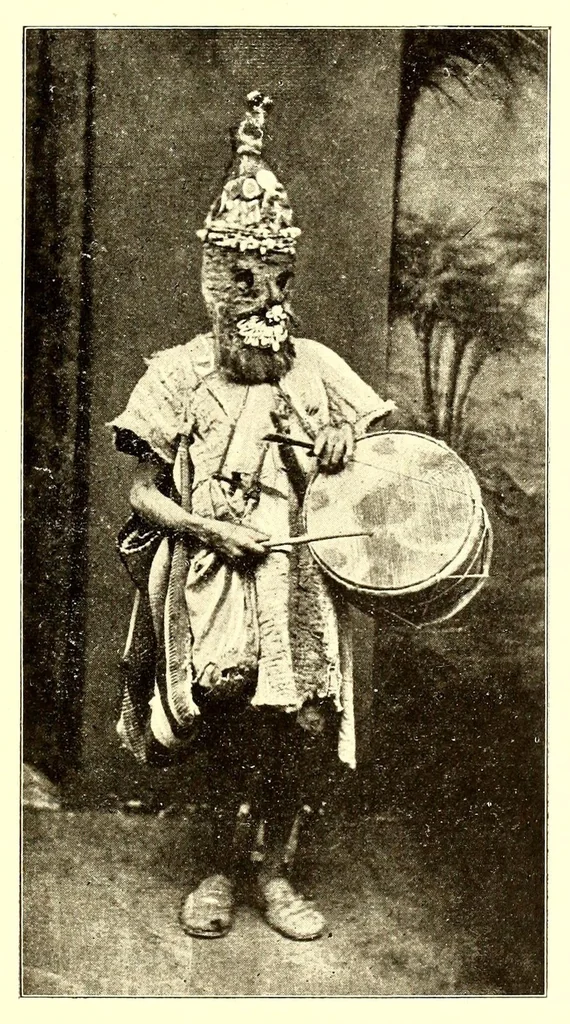 An illustration from Die Masken und Geheimbünde Afrikas, 1898, leaf 141