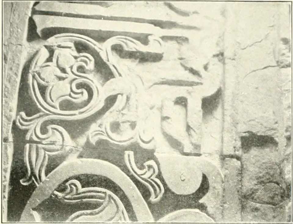 An illustration from Die Ornamente der Hakim- und Ashar-Moschee; Materialien zur Geschichte der älteren Kunst des Islam, 1912, leaf 110