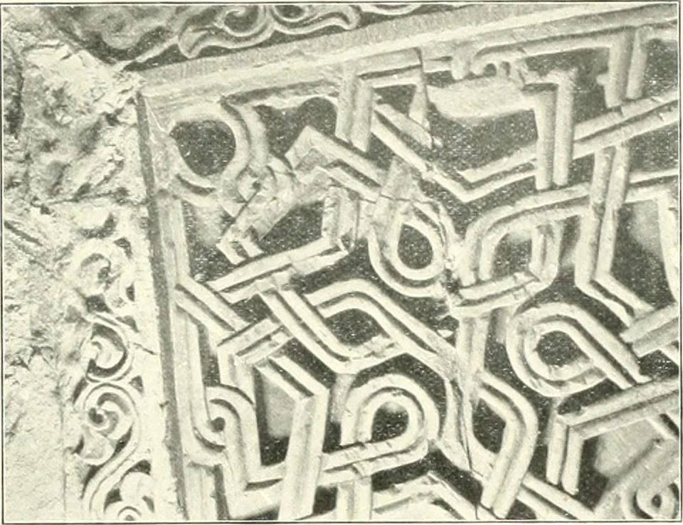 An illustration from Die Ornamente der Hakim- und Ashar-Moschee; Materialien zur Geschichte der älteren Kunst des Islam, 1912, leaf 114
