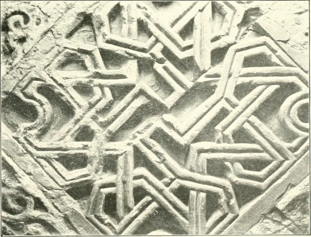 An illustration from Die Ornamente der Hakim- und Ashar-Moschee; Materialien zur Geschichte der älteren Kunst des Islam, 1912, leaf 114