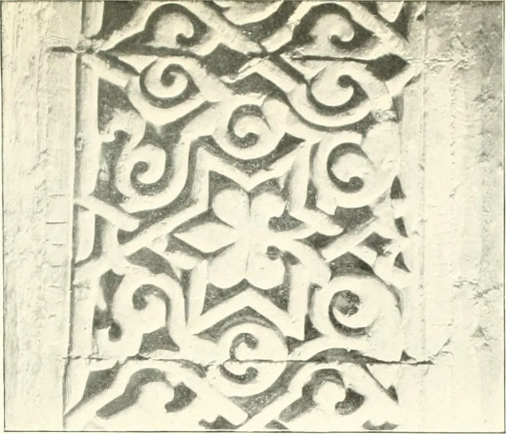 An illustration from Die Ornamente der Hakim- und Ashar-Moschee; Materialien zur Geschichte der älteren Kunst des Islam, 1912, leaf 118