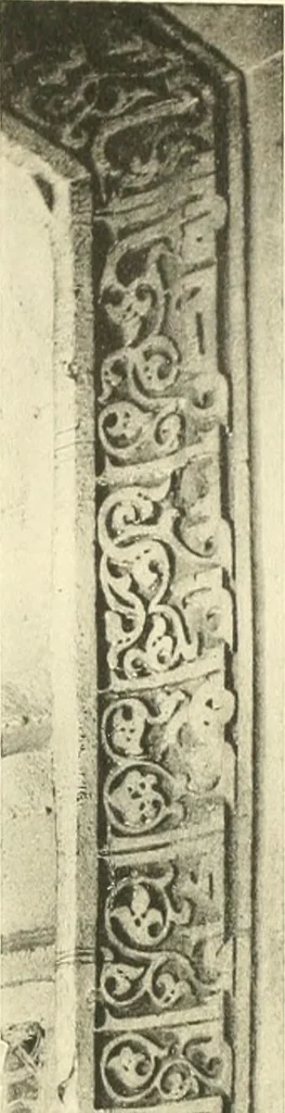 An illustration from Die Ornamente der Hakim- und Ashar-Moschee; Materialien zur Geschichte der älteren Kunst des Islam, 1912, leaf 58
