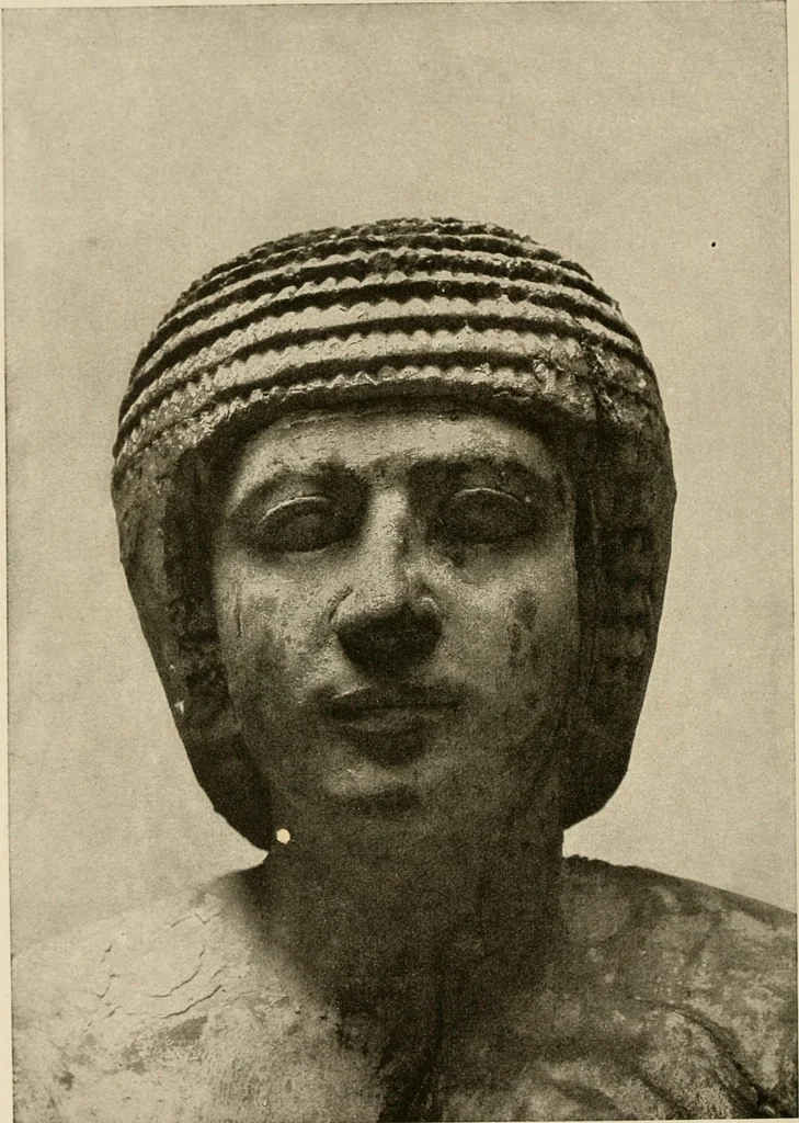 An illustration from Die Plastik der Ägypter, 1922, leaf 107
