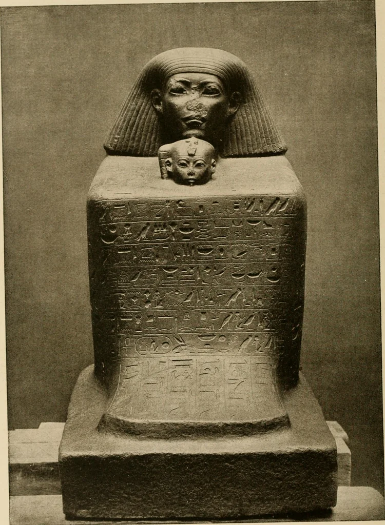An illustration from Die Plastik der Ägypter, 1922, leaf 129
