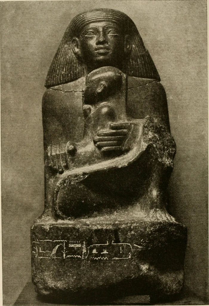 An illustration from Die Plastik der Ägypter, 1922, leaf 131