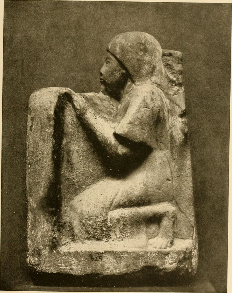 An illustration from Die Plastik der Ägypter, 1922, leaf 138