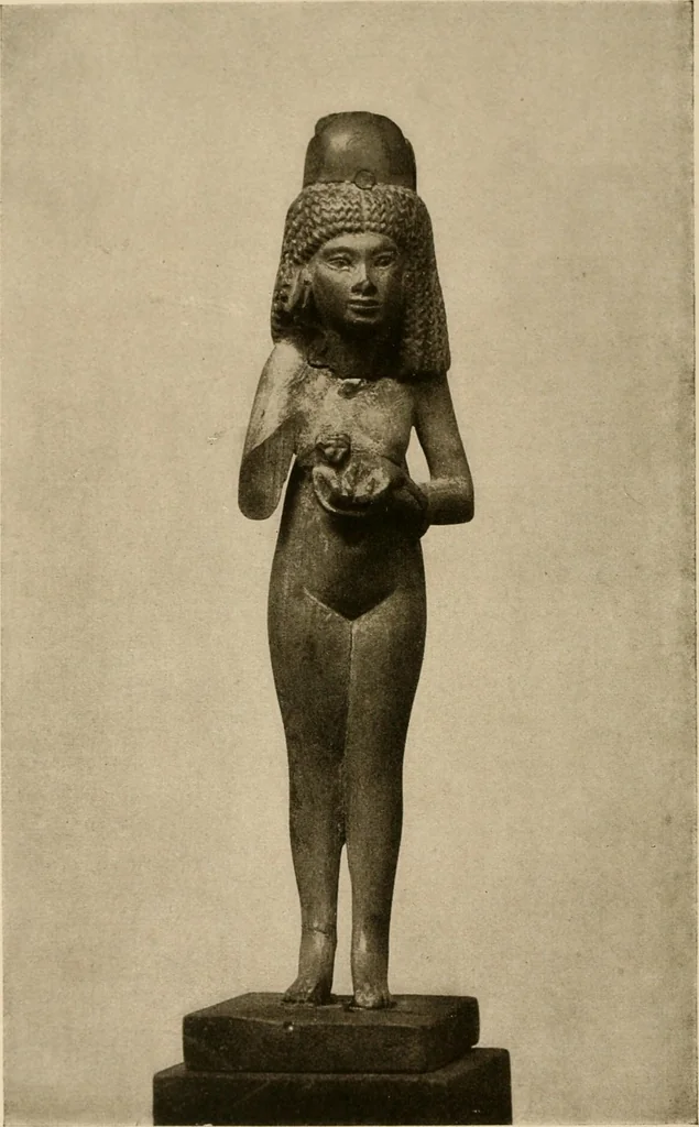 An illustration from Die Plastik der Ägypter, 1922, leaf 145