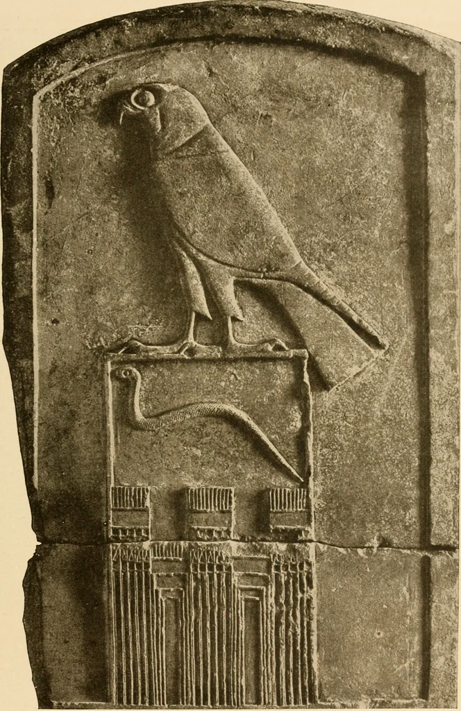 An illustration from Die Plastik der Ägypter, 1922, leaf 178