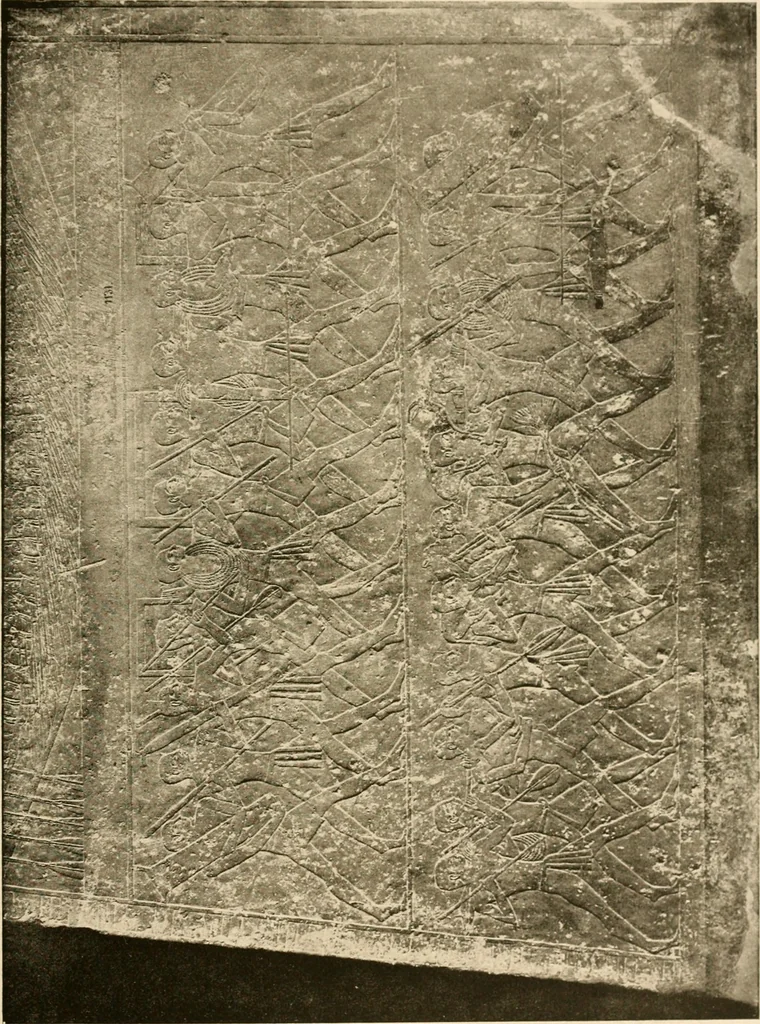An illustration from Die Plastik der Ägypter, 1922, leaf 196