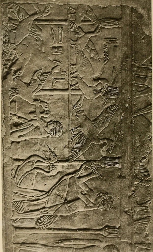 An illustration from Die Plastik der Ägypter, 1922, leaf 205