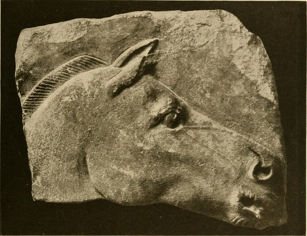 An illustration from Die Plastik der Ägypter, 1922, leaf 224