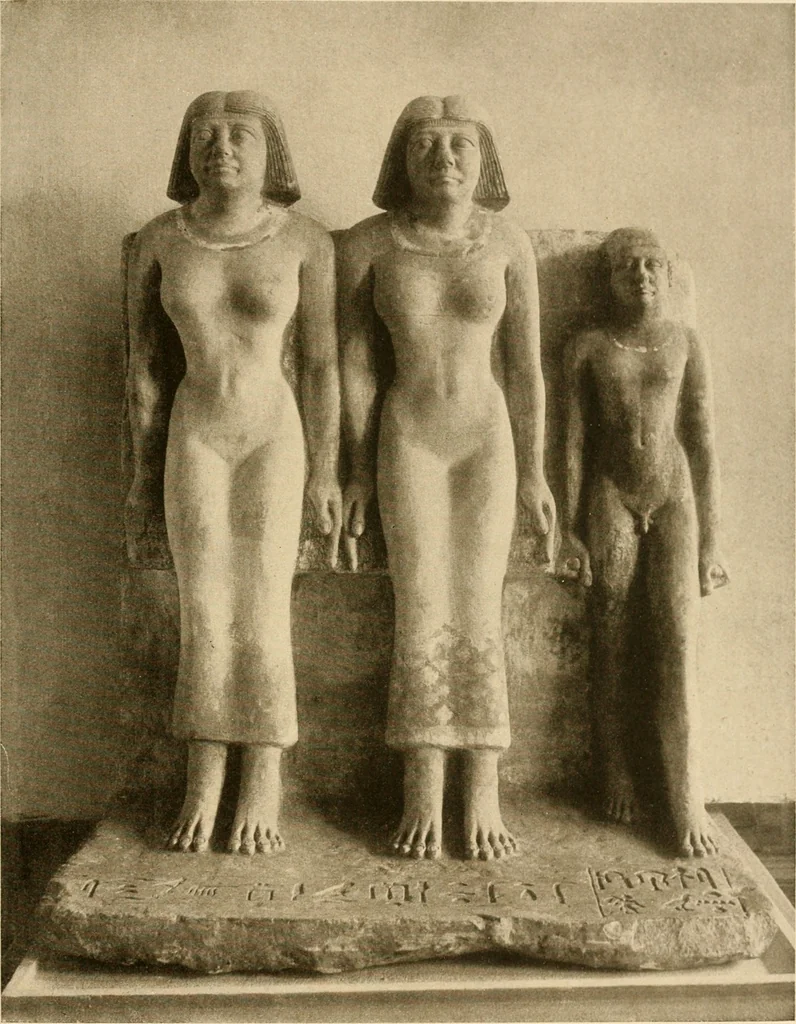 An illustration from Die Plastik der Ägypter, 1922, leaf 90