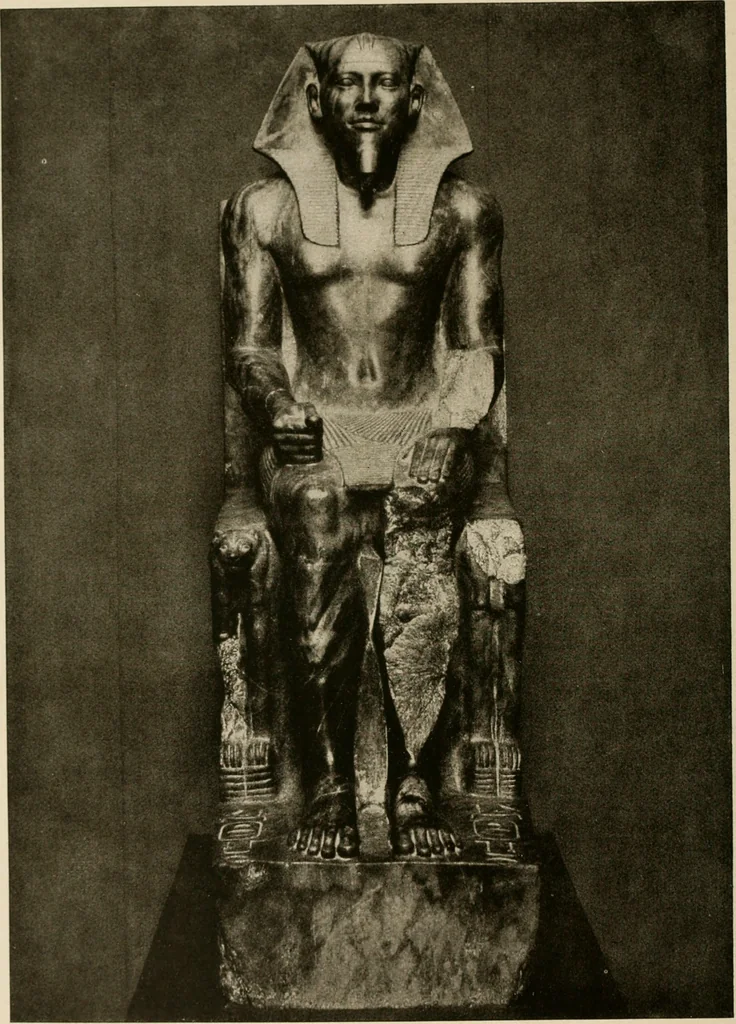 An illustration from Die Plastik der Ägypter, 1922, leaf 91