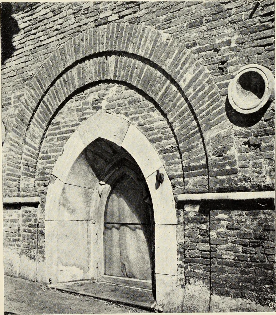 An illustration from Die römische Kapelle Sancta sanctorum und ihr Schatz : meine Entdeckungen und Studien in der Palastkapelle der mittelalterlichen Päpste, 1908, leaf 32