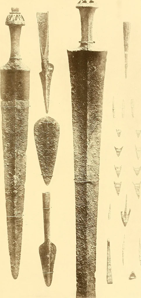 An illustration from Die Sammlungen des Kaukasischen Museums, 1902, leaf 137