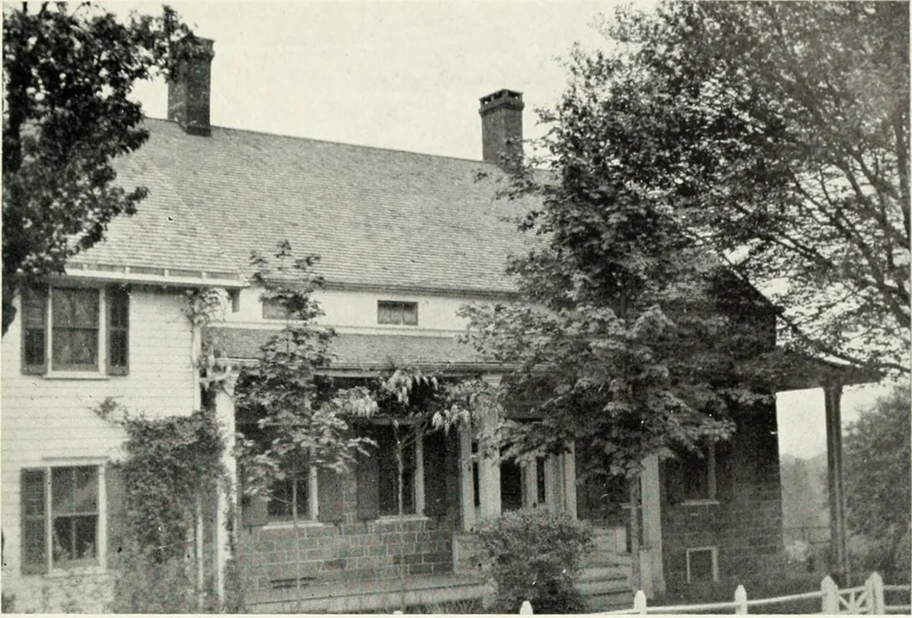 An illustration from The Dutch colonial house; its origin, design, modern plan and construction; illustrated with photographs of old examples and American adaptations of the style, 1913, leaf 118