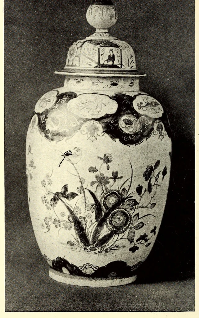 An illustration from Dutch pottery and porcelain, 1913, leaf 78