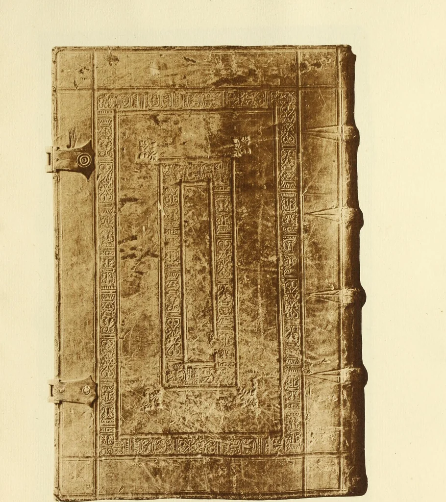 An illustration from Early Oxford bindings;, 1903, leaf 124