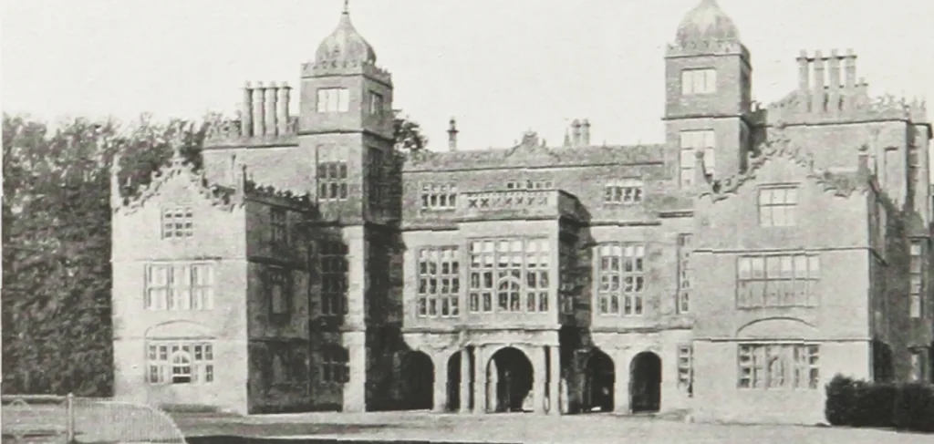 An illustration from Early renaissance architecture in England : a historical and descriptive account of the Tudor, Elizabethan, and Jacobean periods, 1500-1625 : for the use of students and others, 1914, leaf 141