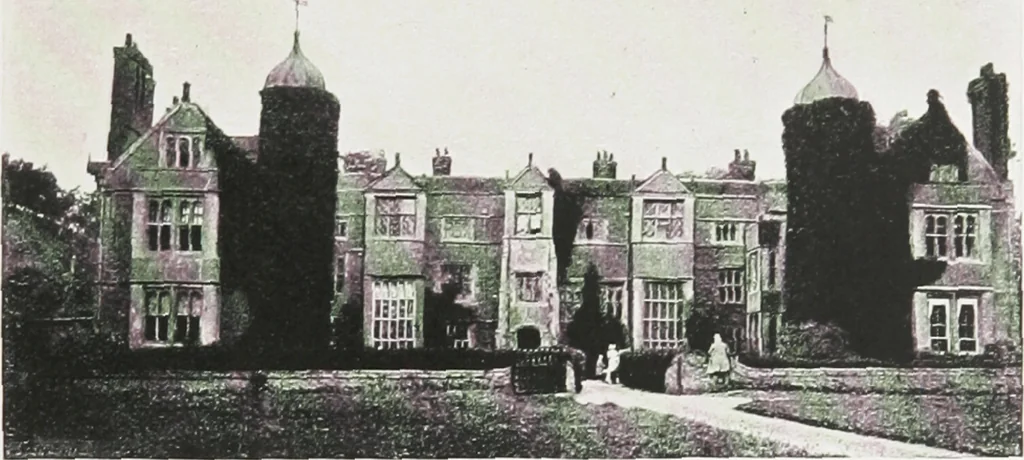 An illustration from Early renaissance architecture in England : a historical and descriptive account of the Tudor, Elizabethan, and Jacobean periods, 1500-1625 : for the use of students and others, 1914, leaf 142
