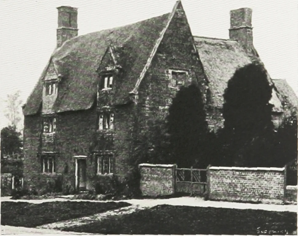 An illustration from Early renaissance architecture in England : a historical and descriptive account of the Tudor, Elizabethan, and Jacobean periods, 1500-1625 : for the use of students and others, 1914, leaf 162