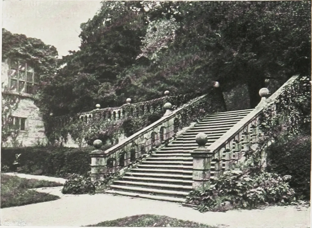An illustration from Early renaissance architecture in England : a historical and descriptive account of the Tudor, Elizabethan, and Jacobean periods, 1500-1625 : for the use of students and others, 1914, leaf 181