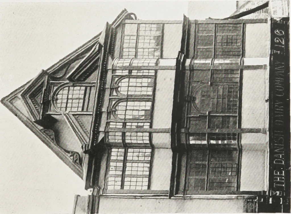 An illustration from Early renaissance architecture in England : a historical and descriptive account of the Tudor, Elizabethan, and Jacobean periods, 1500-1625 : for the use of students and others, 1914, leaf 290