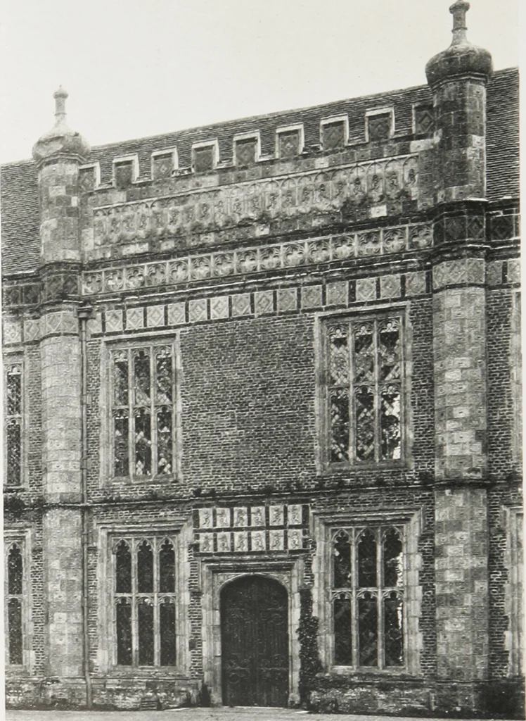 An illustration from Early renaissance architecture in England : a historical and descriptive account of the Tudor, Elizabethan, and Jacobean periods, 1500-1625 : for the use of students and others, 1914, leaf 83