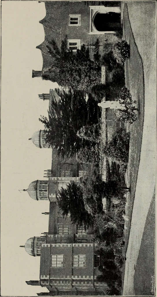 An illustration from Early renaissance architecture in England; a historical and descriptive account of the Tudor, Elizabethan, and Jacobean periods, 1500-1625, for the use of students and others, 1914, leaf 115