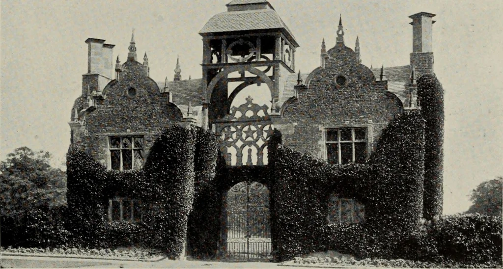 An illustration from Early renaissance architecture in England; a historical and descriptive account of the Tudor, Elizabethan, and Jacobean periods, 1500-1625, for the use of students and others, 1914, leaf 127
