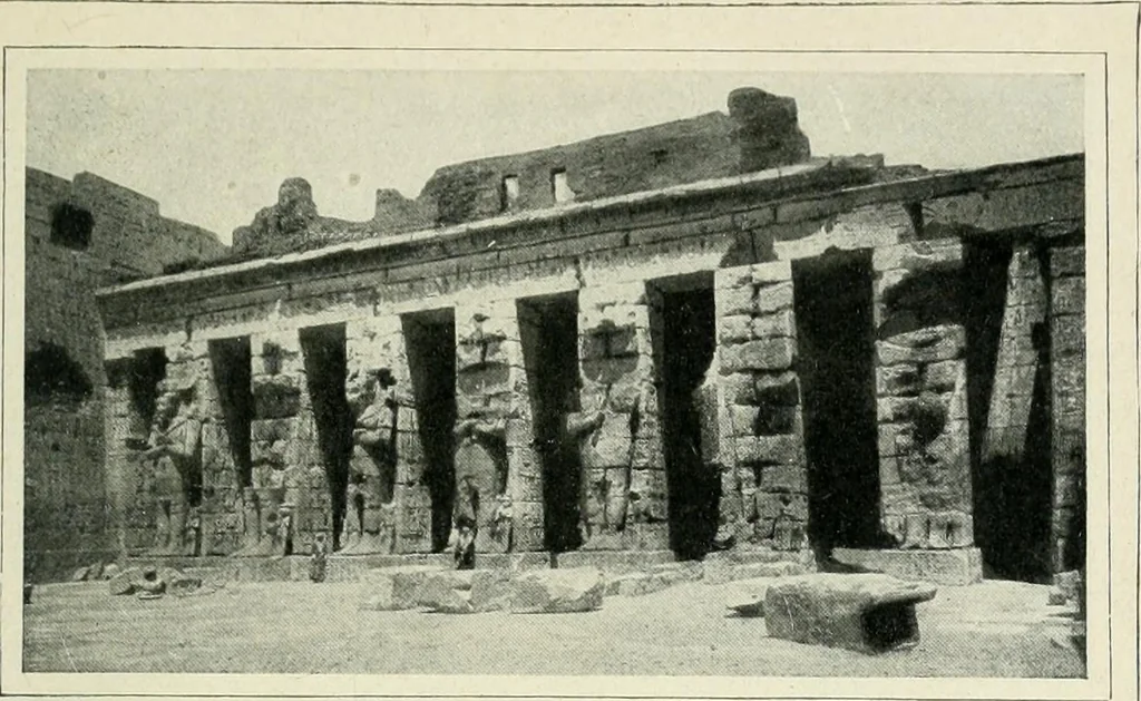 An illustration from Égypte, 1911, leaf 142