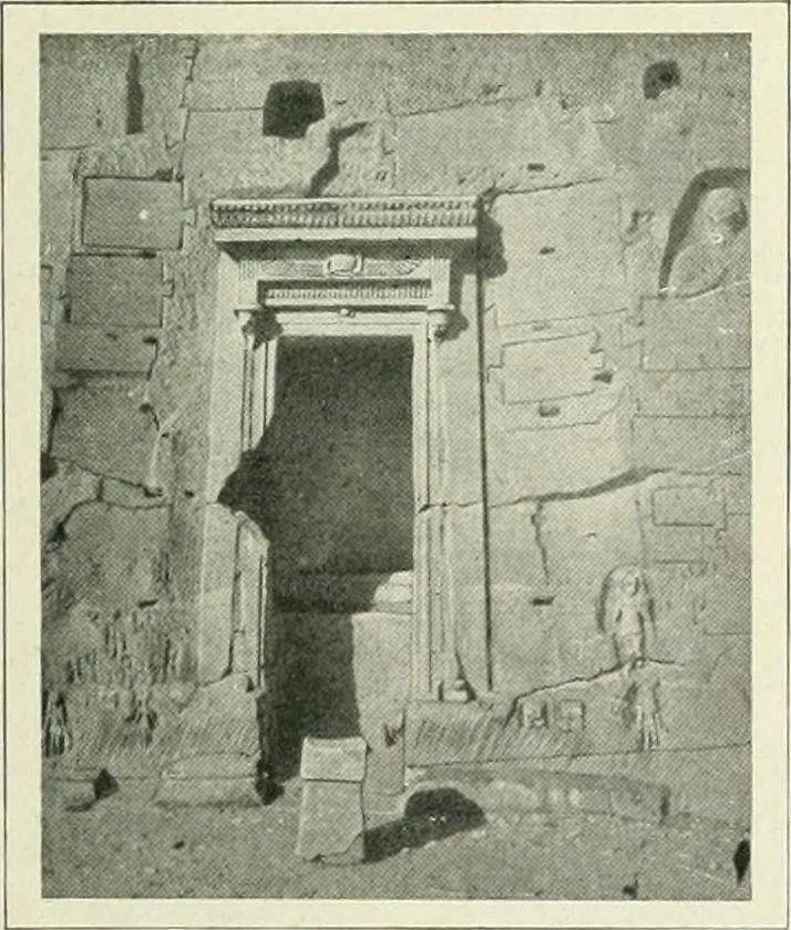 An illustration from Égypte, 1911, leaf 254