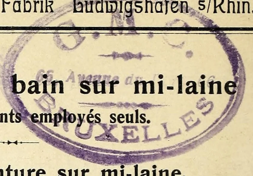 An illustration from Einbadfärbungen auf Halbwolle mit Einzelfarbstoffen = Teintures en un bain sur mi-laine avec des colorants employés seuls = Dyeings on unions with single dyestuffs in one bath, 1930, leaf 2