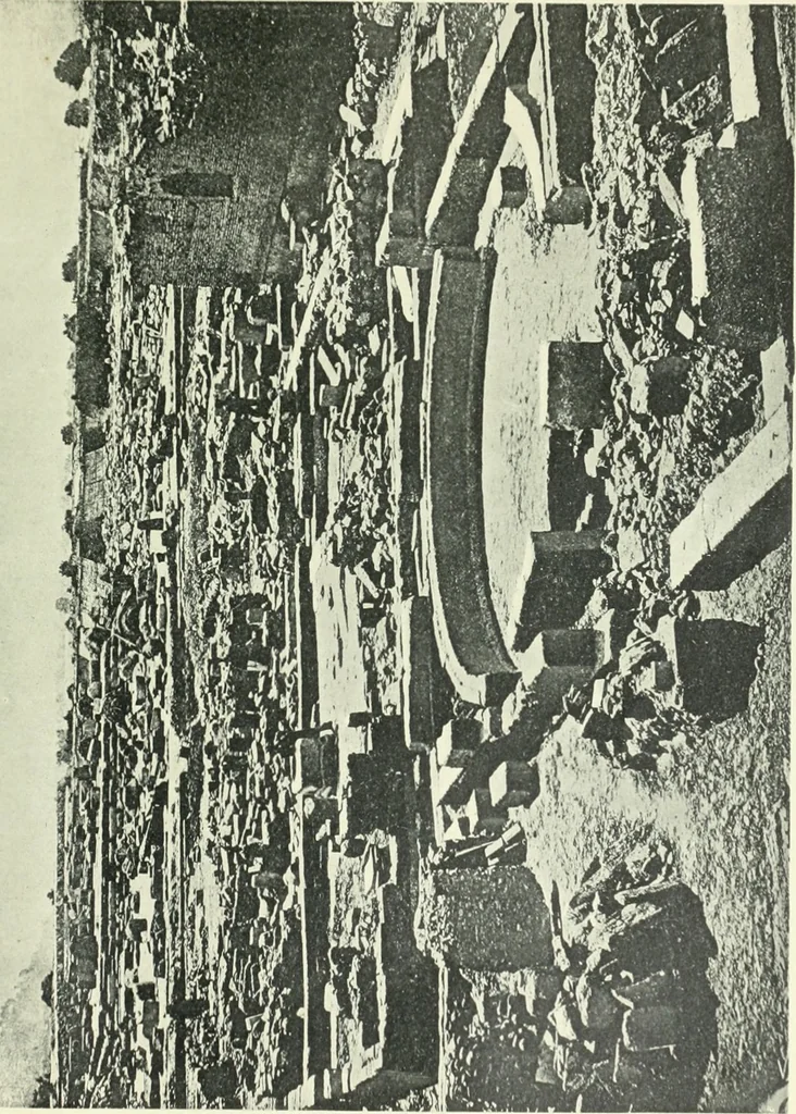 An illustration from Eine Gebäudegruppe in Olympia, 1909, leaf 56
