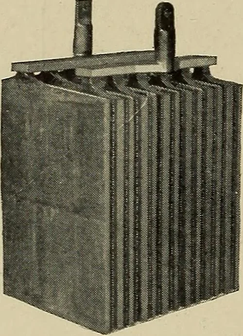 An illustration from Electricity experimentally and practically applied; a book for the beginner and for the practical man, principles, experiments, practical applications and problems, 1910, leaf 118