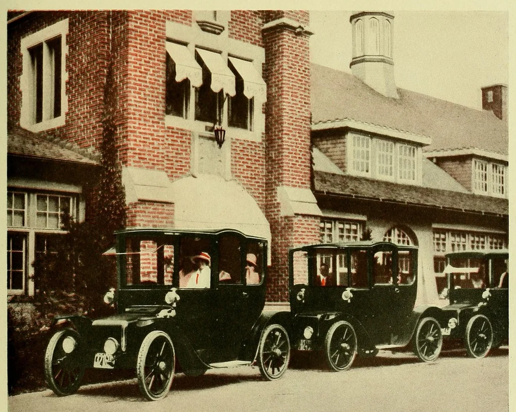 An illustration from Electric vehicles, 1911, leaf 53