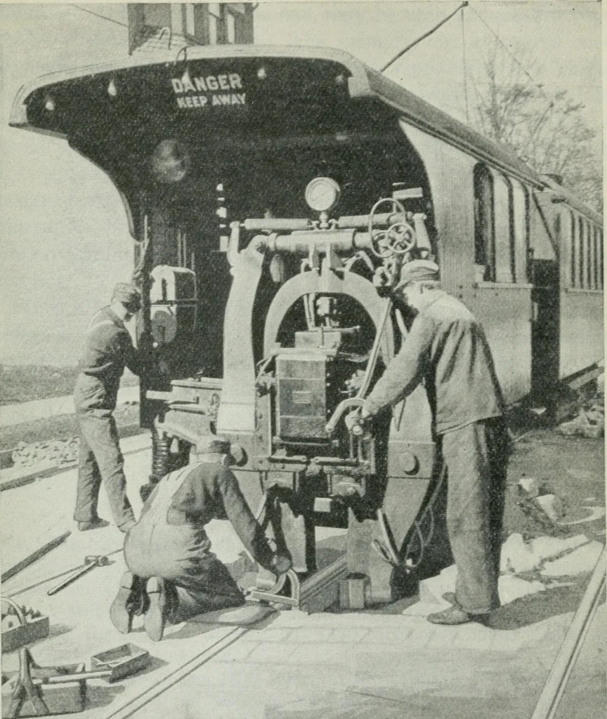An illustration from An elementary book on electricity and magnetism and their applications, 1919, leaf 422