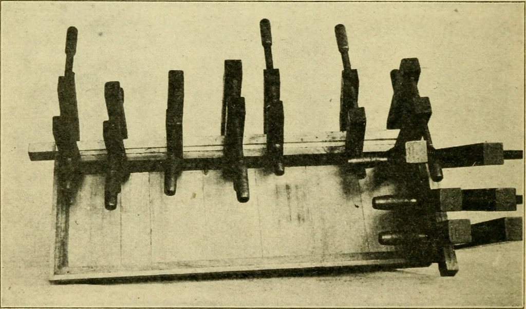 An illustration from Elementary cabinetwork for manual training classes, 1909, leaf 211