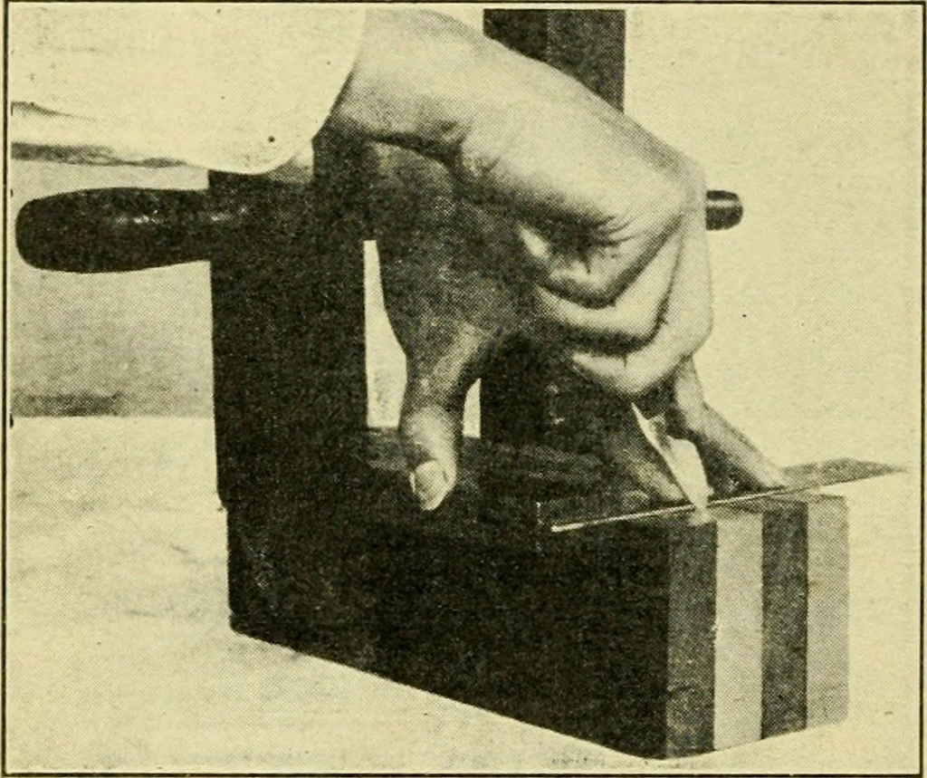 An illustration from Elementary cabinetwork for manual training classes, 1909, leaf 33