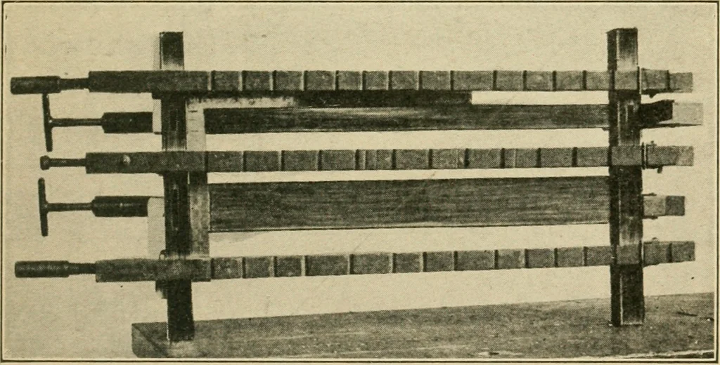 An illustration from Elementary cabinetwork for manual training classes, 1909, leaf 92
