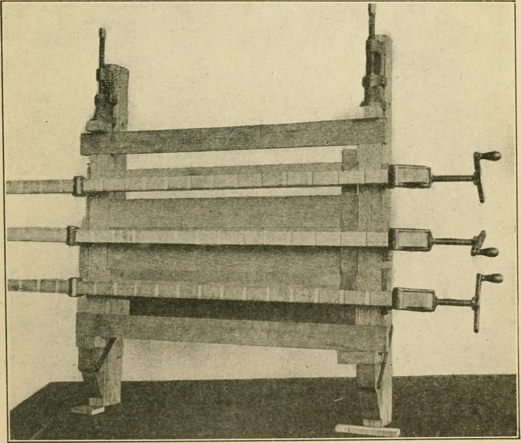 An illustration from Elementary cabinetwork for manual training classes, 1909, leaf 94