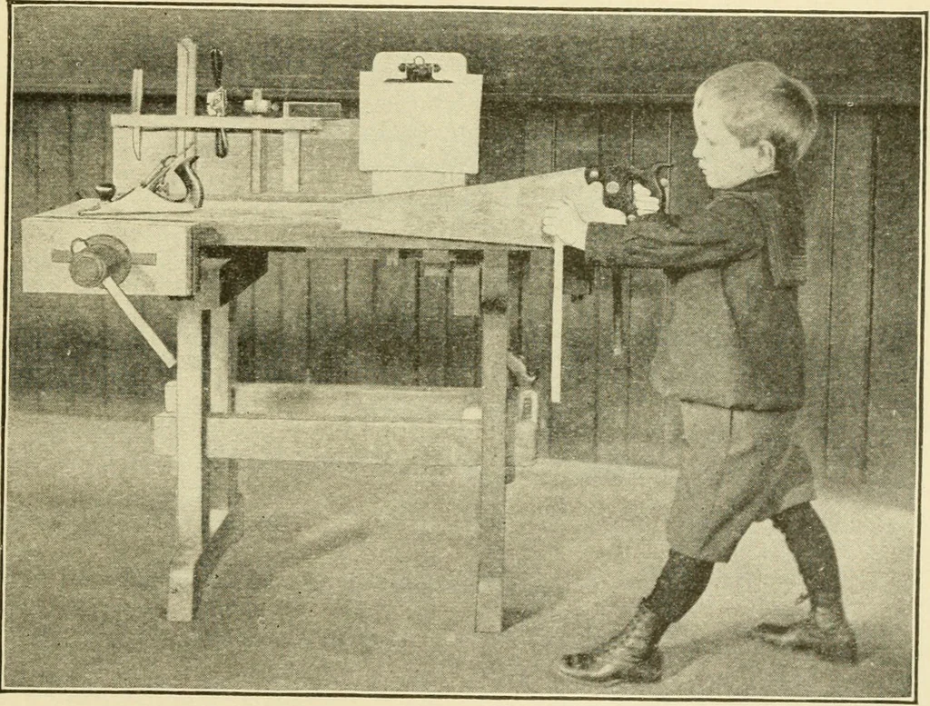 An illustration from Elementary sloyd and whittling, 1906, leaf 44
