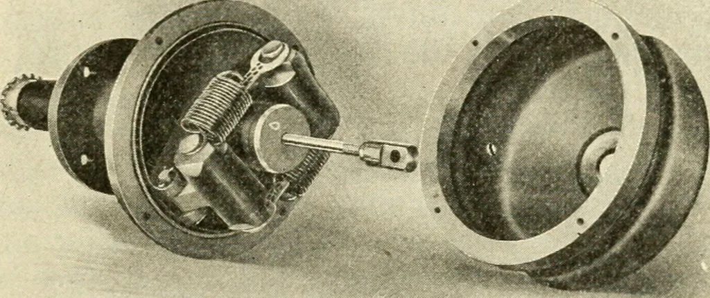 An illustration from Engelman's autocraft; being an instructive study of the automobile; its care and management; how to drive; locating troubles and repairing them; with chapters exploiting some of the latest devices used in automobile construction, 1914, leaf 240