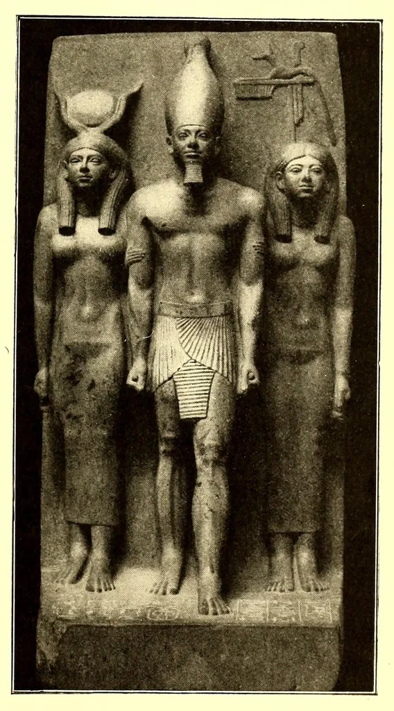 An illustration from Essais sur l'art égyptien, 1912, leaf 43
