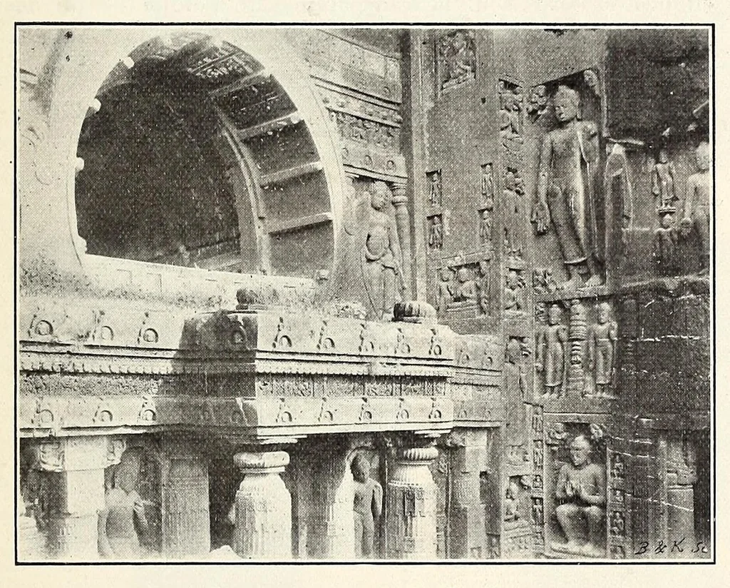 An illustration from Étude sur l'iconographie bouddhique de l'Inde, d'après des documents nouveaux, 1900, leaf 101