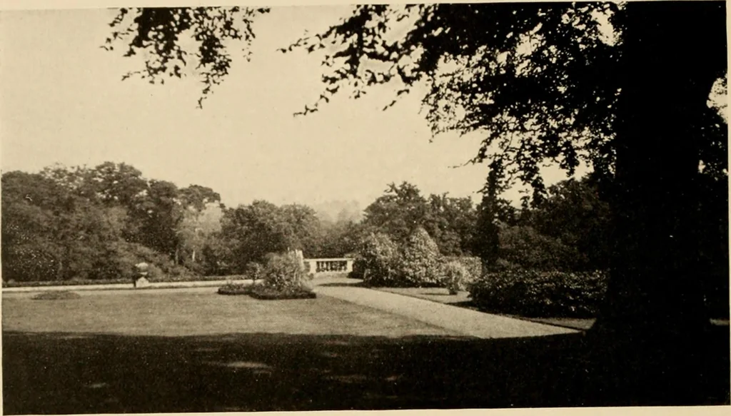 An illustration from European and Japanese gardens; papers read before the American Institute of Architects, 1902, leaf 101