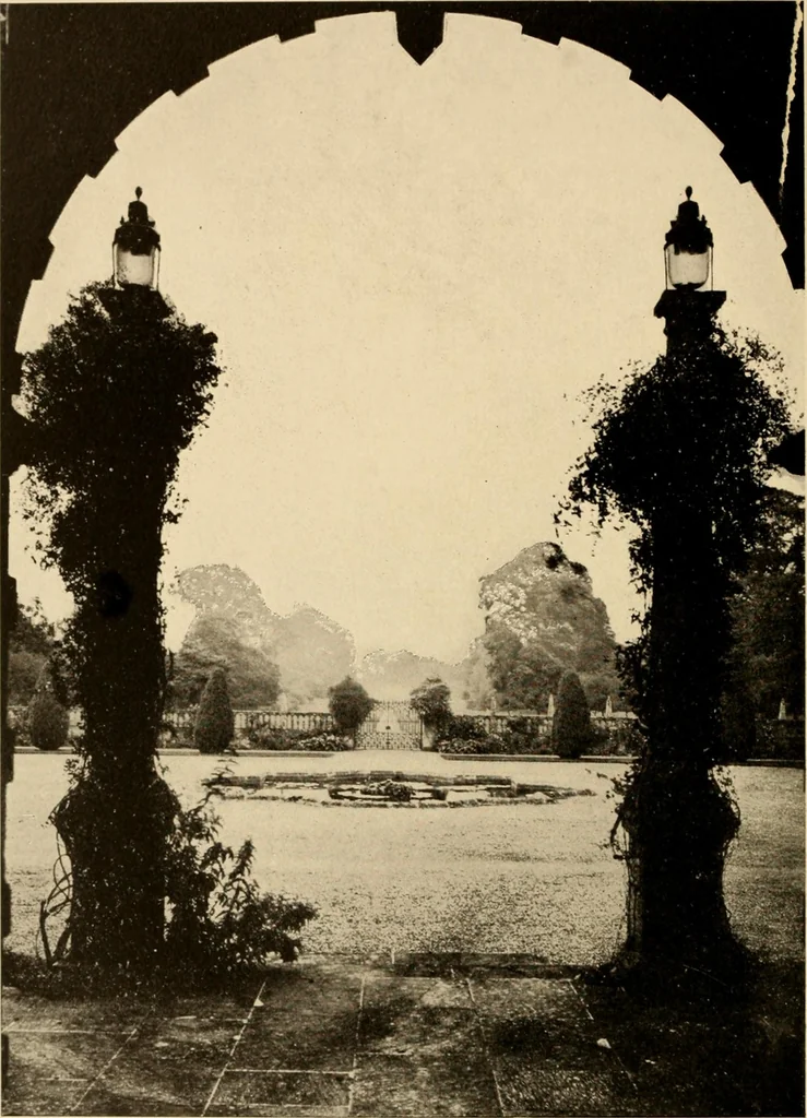 An illustration from European and Japanese gardens; papers read before the American Institute of Architects, 1902, leaf 77