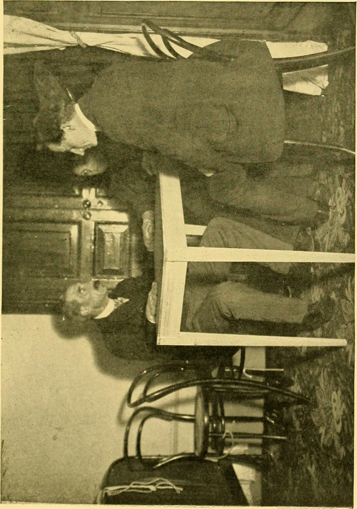 An illustration from Eusapia Palladino and her phenomena, 1909, leaf 226