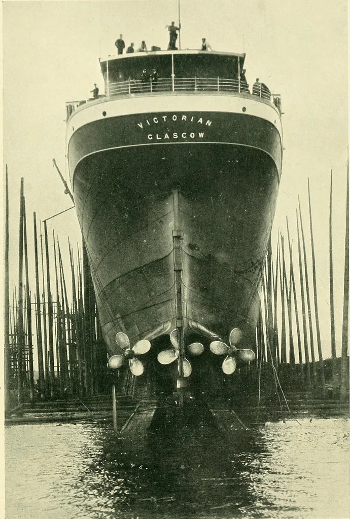 An illustration from Every boy's book of railways and steamships, 1911, leaf 384